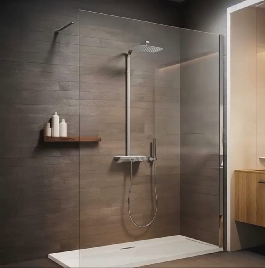 Cabină de duș walk-in cu coloană termostatată